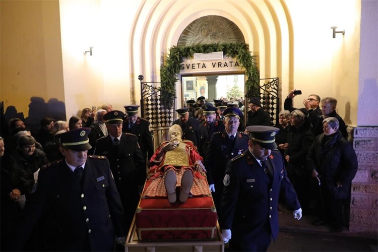 [UŽIVO] Povratak relikvija bl. Alojzija Stepinca u Zagreb i zatvaranje Jubilejske godine